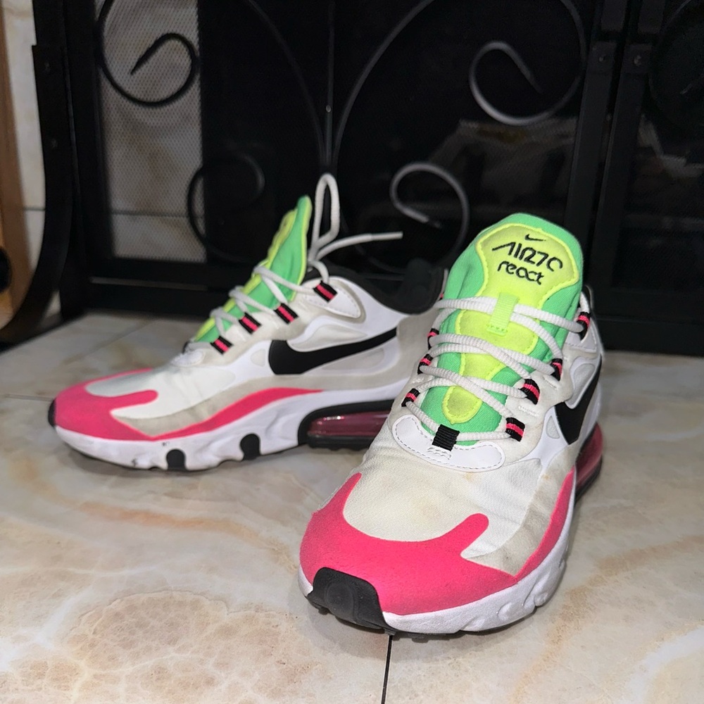 Nike Air Max 270 React